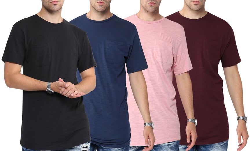 Image 13: One-, Three- or Seven-Pack of Men's Plain Textured Long T-Shirt