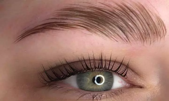 Augenbrauenlifting bei Beauty Pari (bis zu 35% sparen) - Primary Image