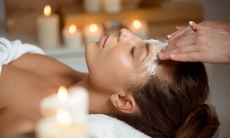 Soin du visage éclat carbone d'1h à 39 € à l'institut Onglery Baroque