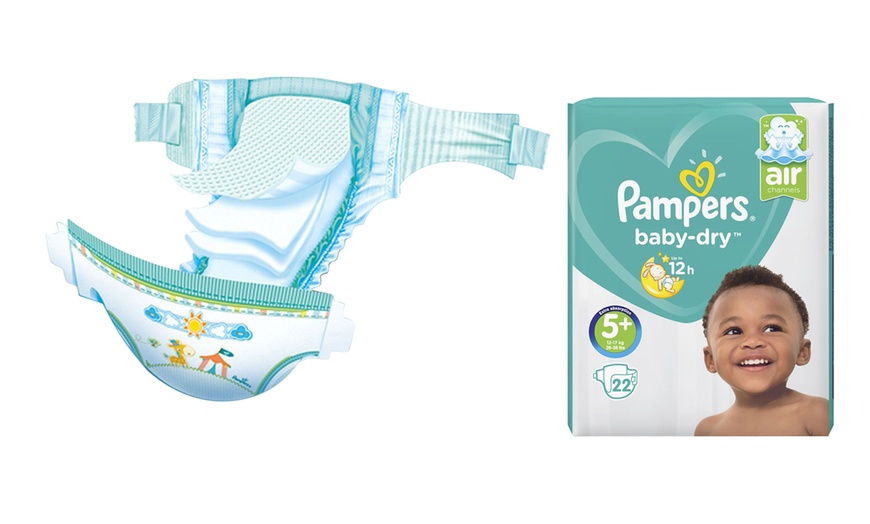 Image 3: Pampers Baby Dry Nappies