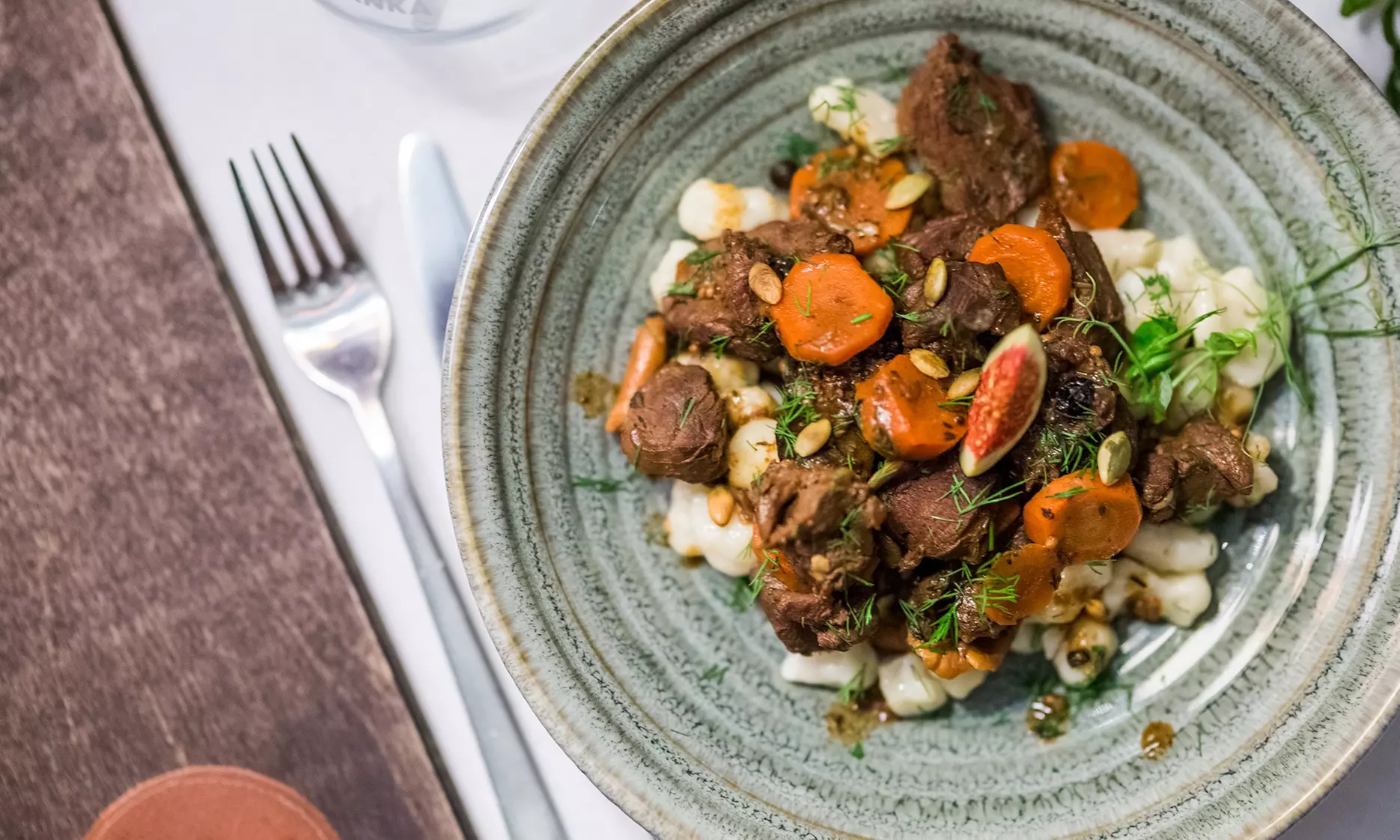 3-daniowa uczta dla dwojga w rustykalnym klimacie