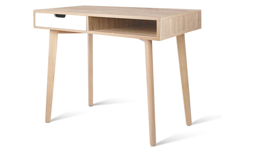 Image 5: Scandinavian-Style Desk