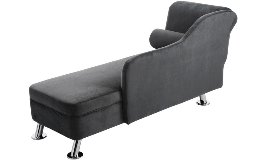 Image 3: Chaise Lounge