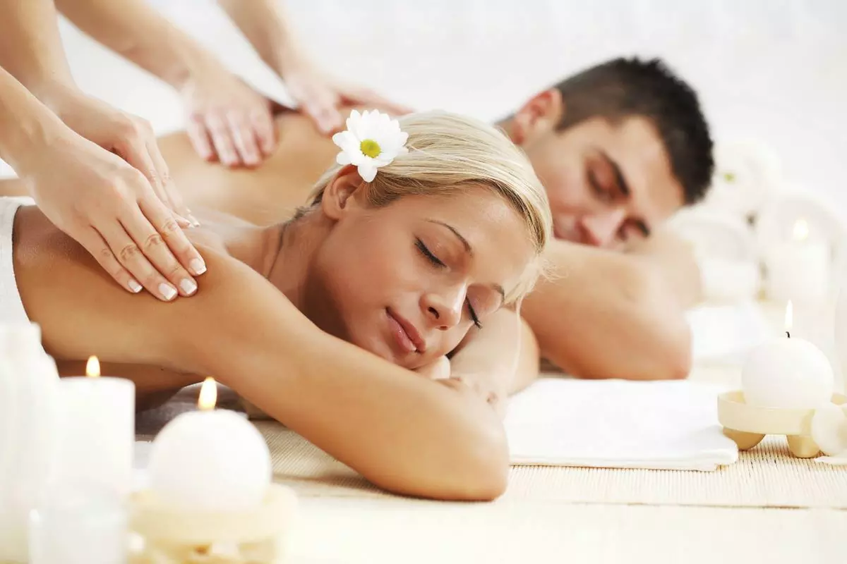Experience Ultimate Relaxation with Couple's Massage & Luxury Sauna 