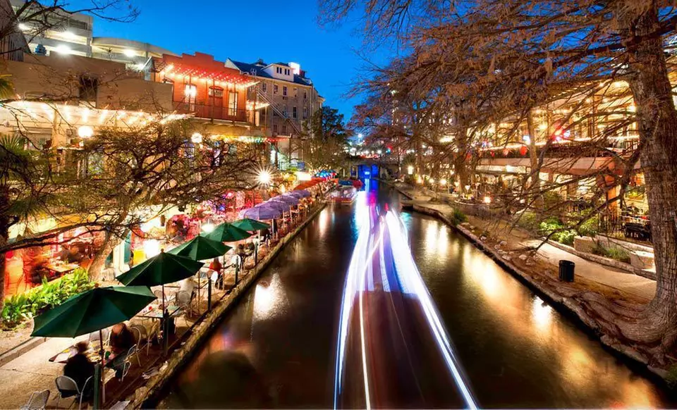 One-Night Stay with Breakfast at Holiday Inn San Antonio Downtown Market Square in Texas - Primary Image