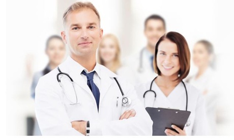 Visita flebologica con doppler e un trattamento sclerosante allo Studio Medico Balbo