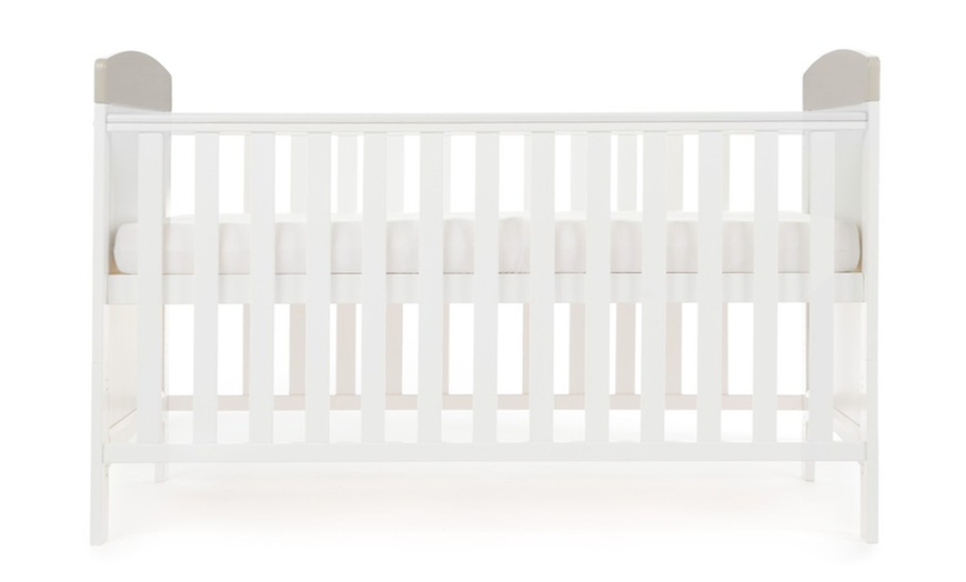 Image 4: 2-in-1 Baby Cot and Toddler Bed
