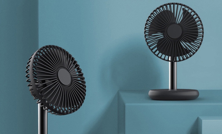 Image 3: Mini Fan with Wireless Charger