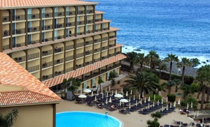 ✈ Madeira: 3 to 7 Nights at with Breakfasts and Flights