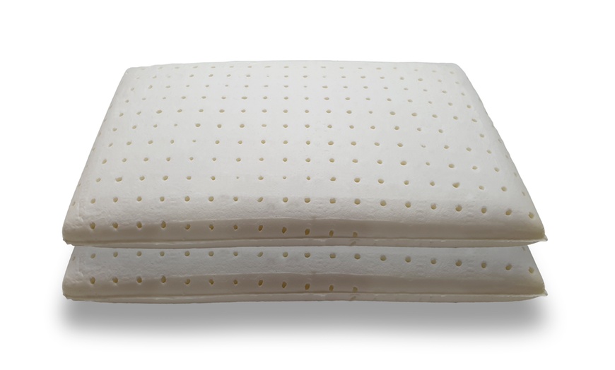 Image 6: 1 o 2 cuscini in memory foam Eco forato