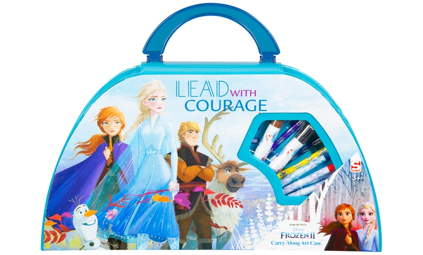 Image 2: Frozen 2 Carry Along Art Case