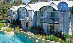 Mandurah: 2N Spa Apartment Stay for Four