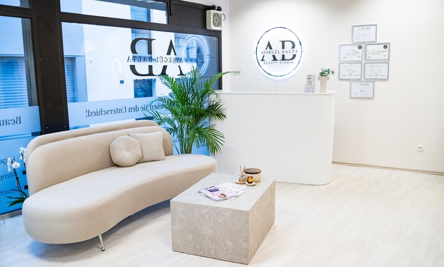 Image 3: Wimpern- und/oder Augenbrauen-Lifting oder Augenbrauen-Waxing