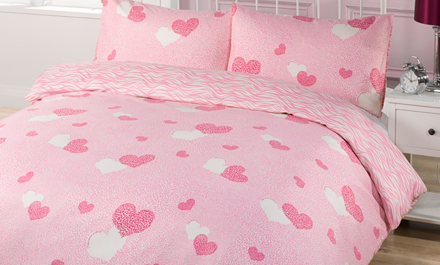 Image 3: Clearance Duvet Sets