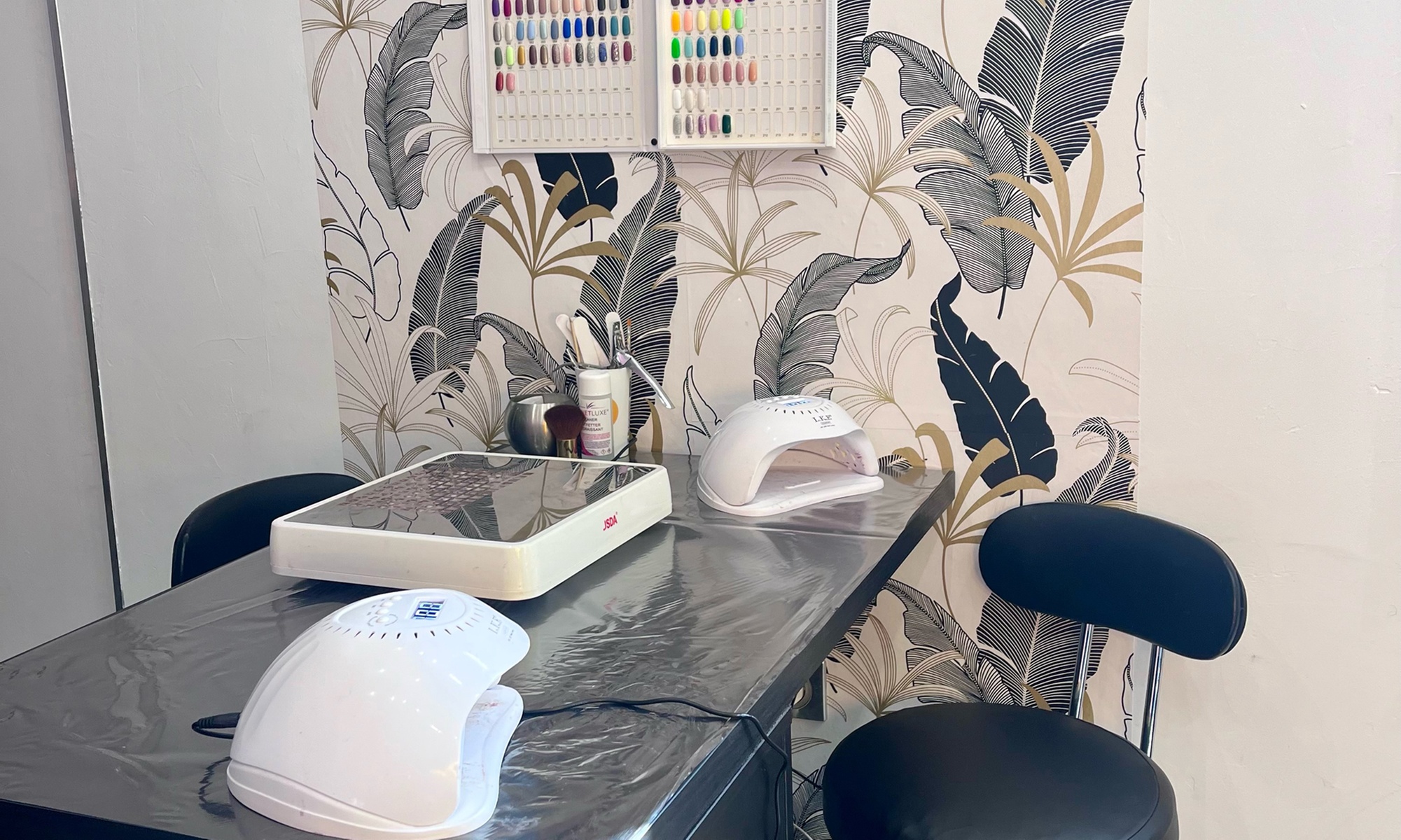 Jusqu'à 44% de remise sur Manucure-pédicure chez Le Lagon de Beauté