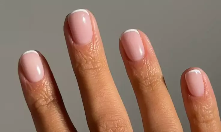 Manicure klasyczny z pielęgnacją spa