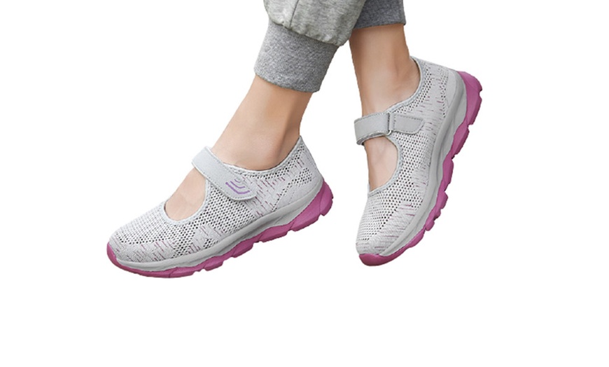 Image 8: Women's Ultra-Light Trainers