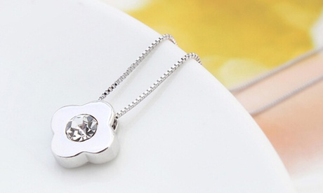 1 ou 2 colliers pendentif Van Amstel