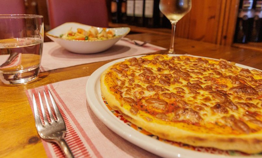 Image 2: Italienisches 4-Gänge-Candle-Light-Dinner mit Sektempfang für 1-4 P.