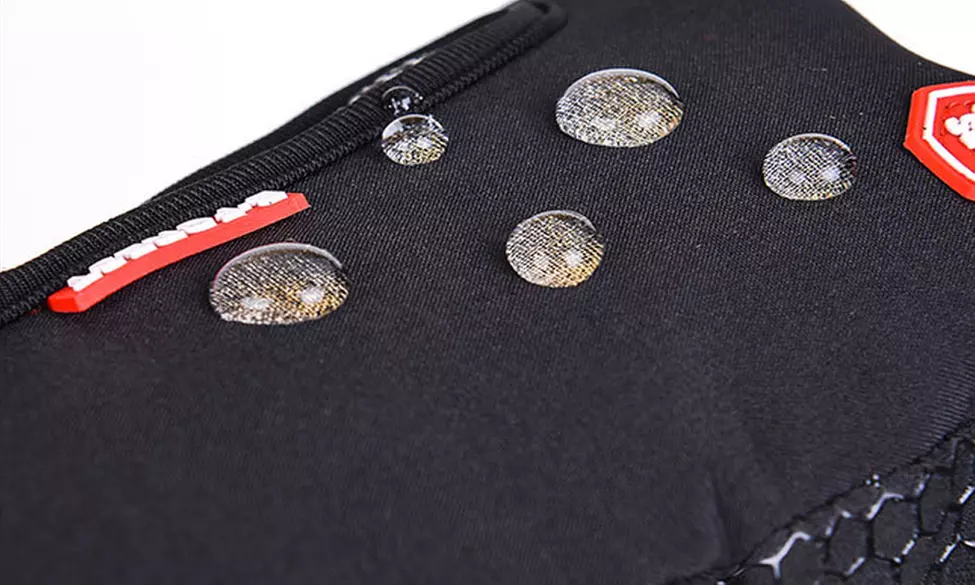 Cappello da bicicletta e guanti Softshell