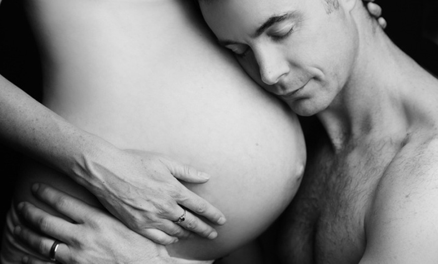 Image 3: Bump to Baby Photoshoot