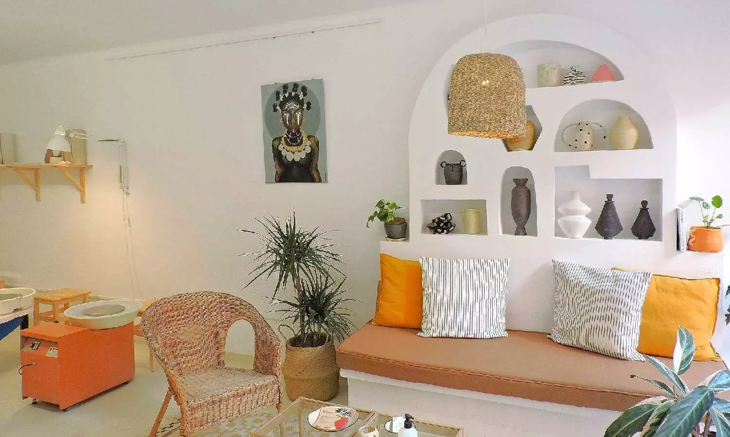 Taller de cerámica con opción a dos copas de vino para 1 o 2 personas