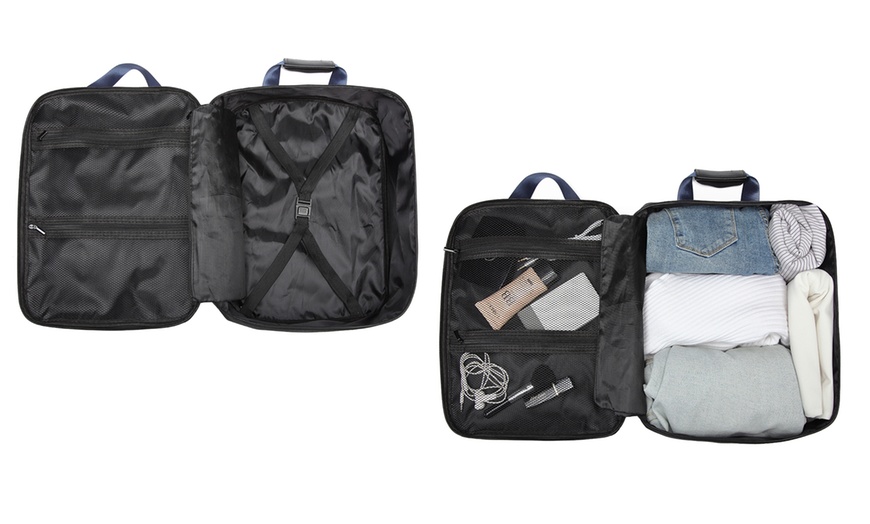 Image 4: Multi-Functional Travel Bag