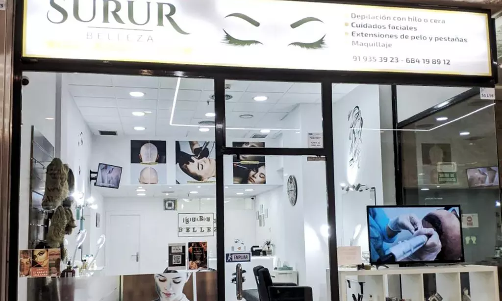 Cejas definidas y naturales: sesión de microblading o microshading