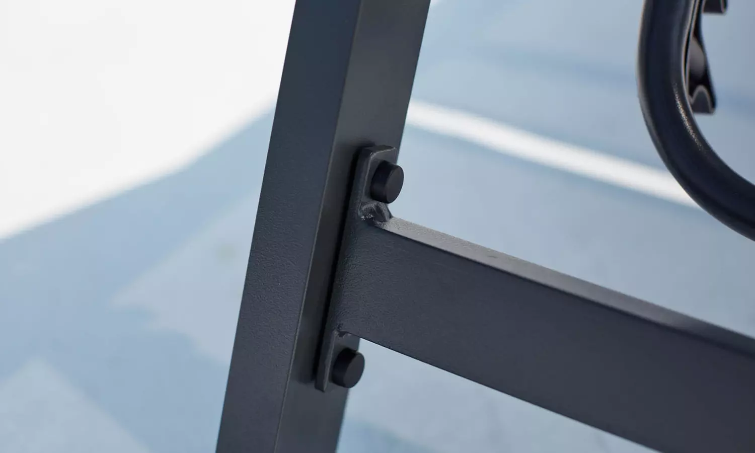 Lot de 2 transats en aluminium avec accoudoirs de Kocoon