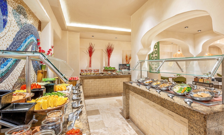 Image 12: 5-Star All-Inclusive Beachfront Stay 