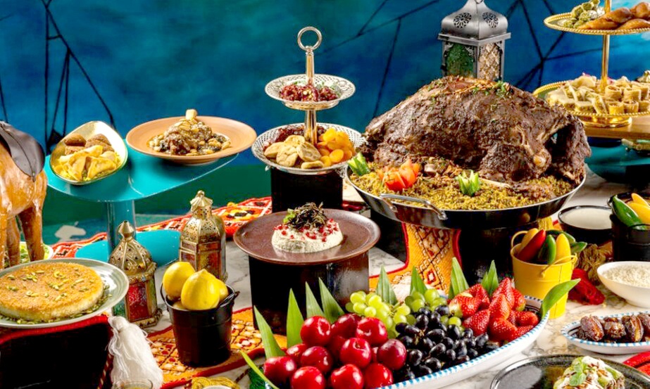 4* Iftar Buffet with Ramadan Beverages for a Child or Up to 4 Adults