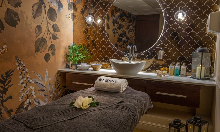 Image 7: Spa Day for 1 or 2 with Two 25 Minute Treatment, Lunch, & Prosecco 