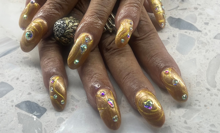 Image 11: Quality Mani-Pedi at Salon Essential 