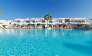 ✈ Fuertaventura: 5, 7, or 10 Nights with Hotel and Flights