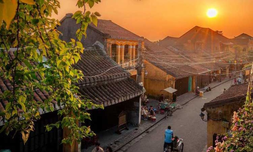 Image 1: Vietnam: 11-Day Highlights Tour with 3* or 4* Stay, Cruise, & More