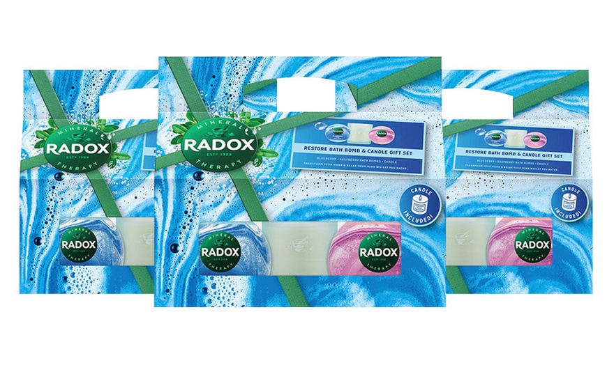 Image 3: Up to Four Radox Restore Blueberry & Raspberry Bath Bomb Gift Sets