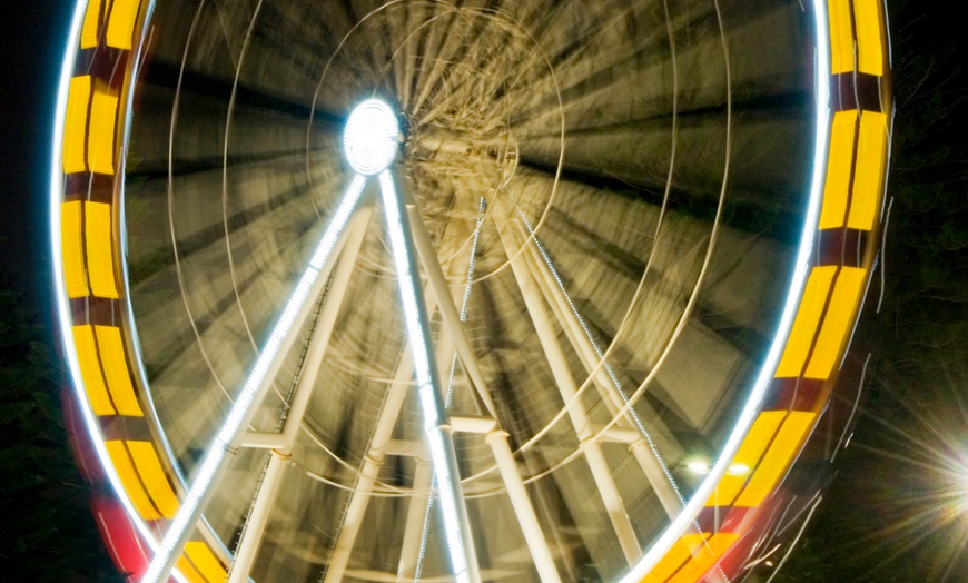 Image 2: Fremantle Panoramic Tourist Wheel Adventure: Kids or Adult Ticket