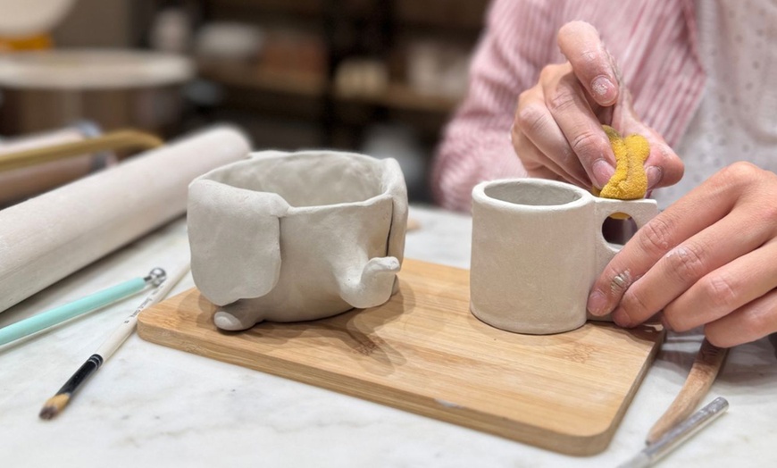 Image 5: Crea piezas de cerámica en un taller de 2 horas para hasta 8 personas