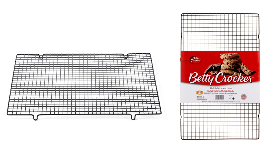 Image 13: Betty Crocker Bakeware