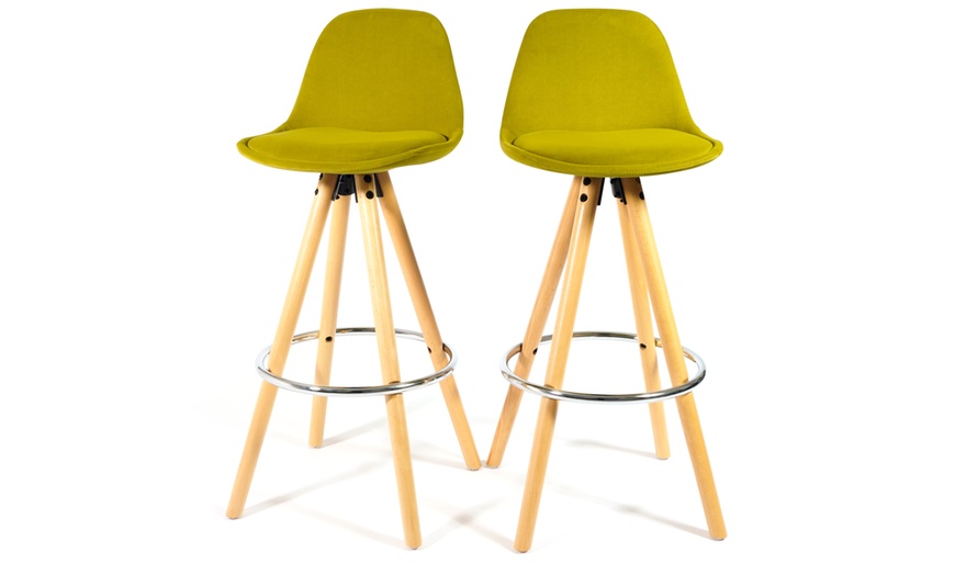 Image 26: Barcelona Retro-Style Bar Stool Two-Piece Set