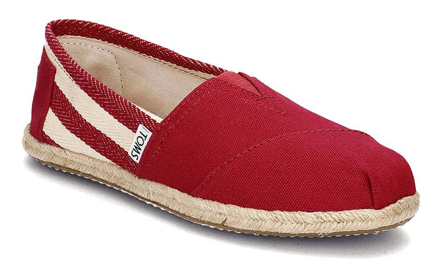 Image 2: Puma Toms Plimsolls