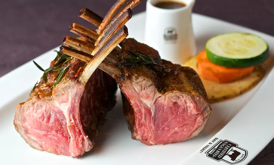 Enjoy a Steakhouse Dinner Experience for 2 or 4 with Gourmet Delights
