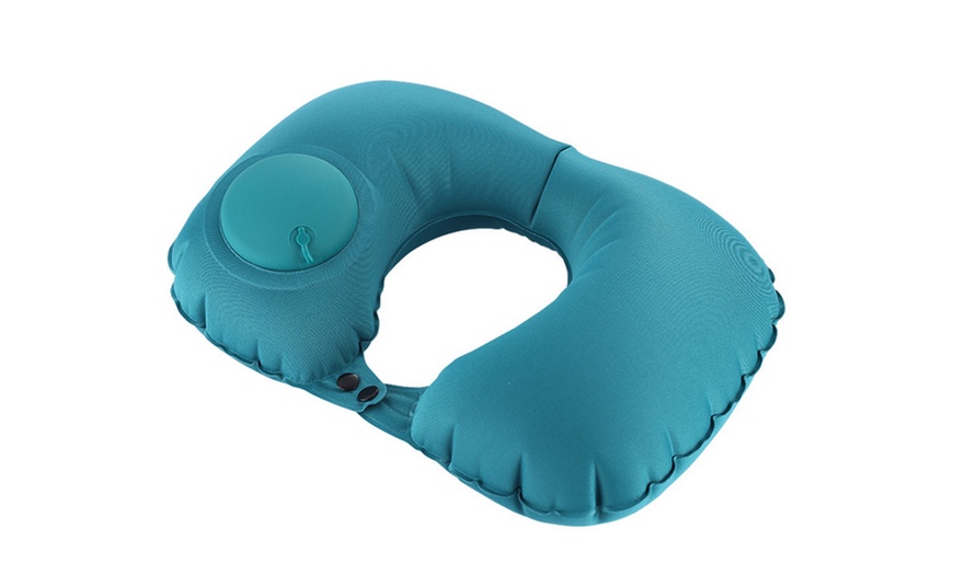 Image 2: Inflatable Travel U-Shaped Pillow