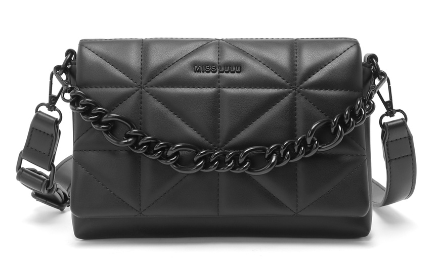 Image 7: Chic Quilted Shoulder Bag With Chain Strap
