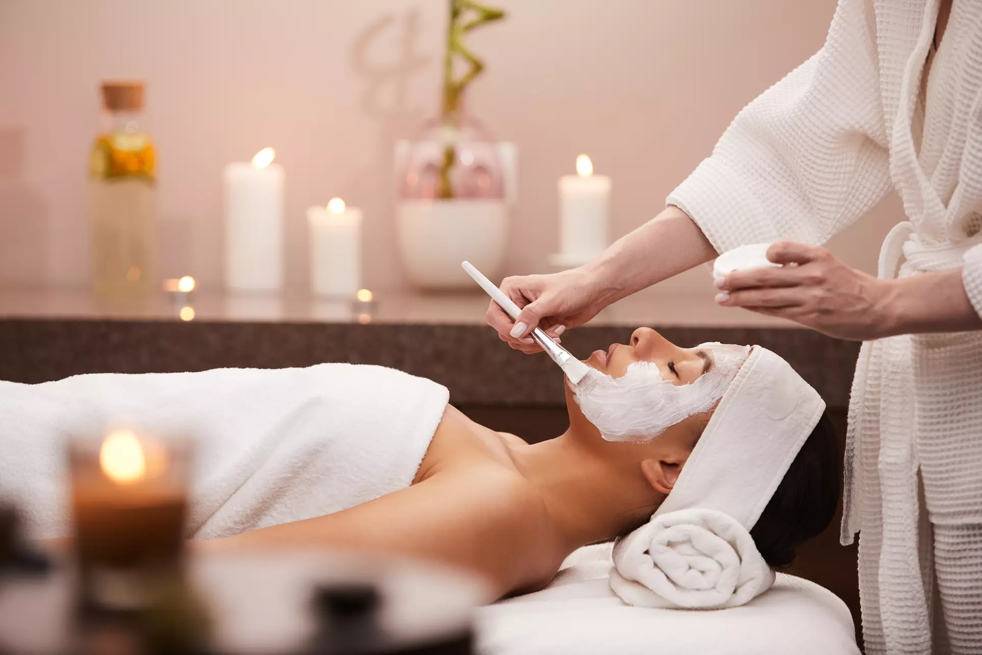 Dive into Kendyl London’s Beauty Package: Enjoy up to 50% off on a Enzyme Peel Facial or upgrade with Dermaplane - Primary Image