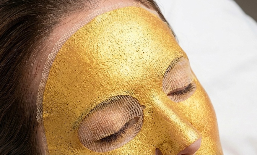 Image 2: 60-Min Facial, 90-Min Facial and Massage & 90-Min Anti-Aging Facial