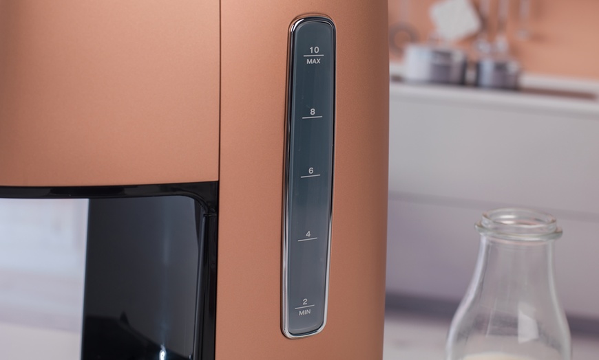 Image 7: DeLonghi Distinta Coffee Machine