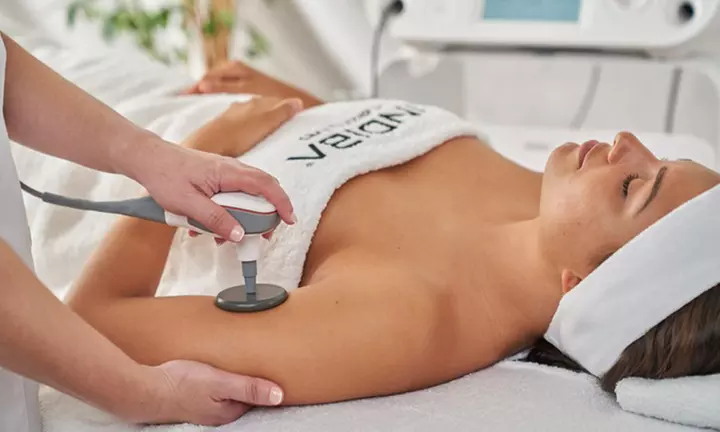 ¡Radiofrecuencia corporal no invasiva y drenaje en Gran Vía en Madrid (hasta un 83% de descuento)! - Primary Image