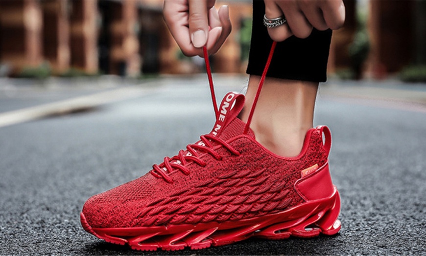 Image 13: Flexible Breathable Athletic Sneakers 