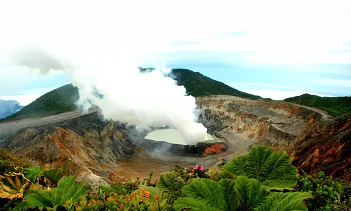 ✈ 3- or 7-Night Costa Rica Mystery Vacation w/Air, Car